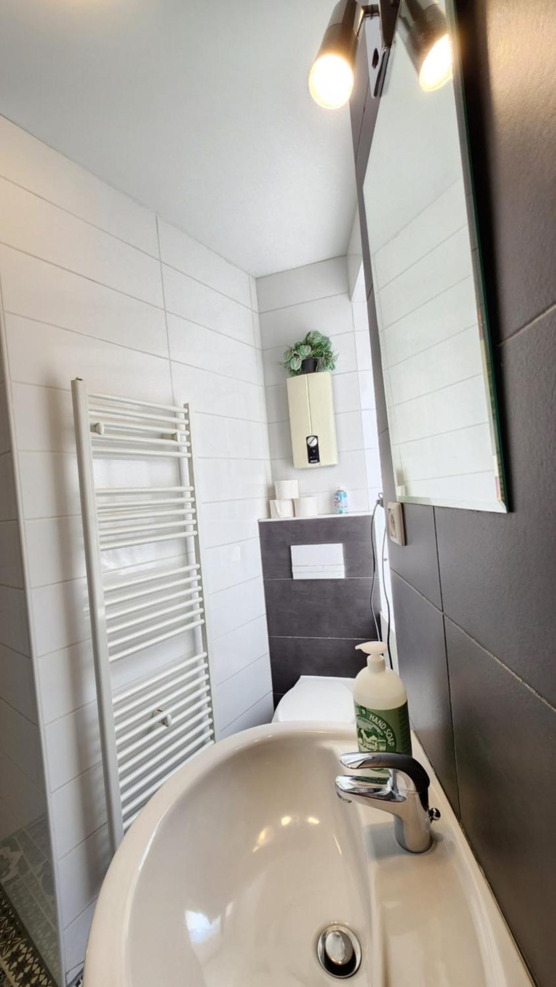 Elena Flat Orchidee Duisburg Zentrum Εξωτερικό φωτογραφία
